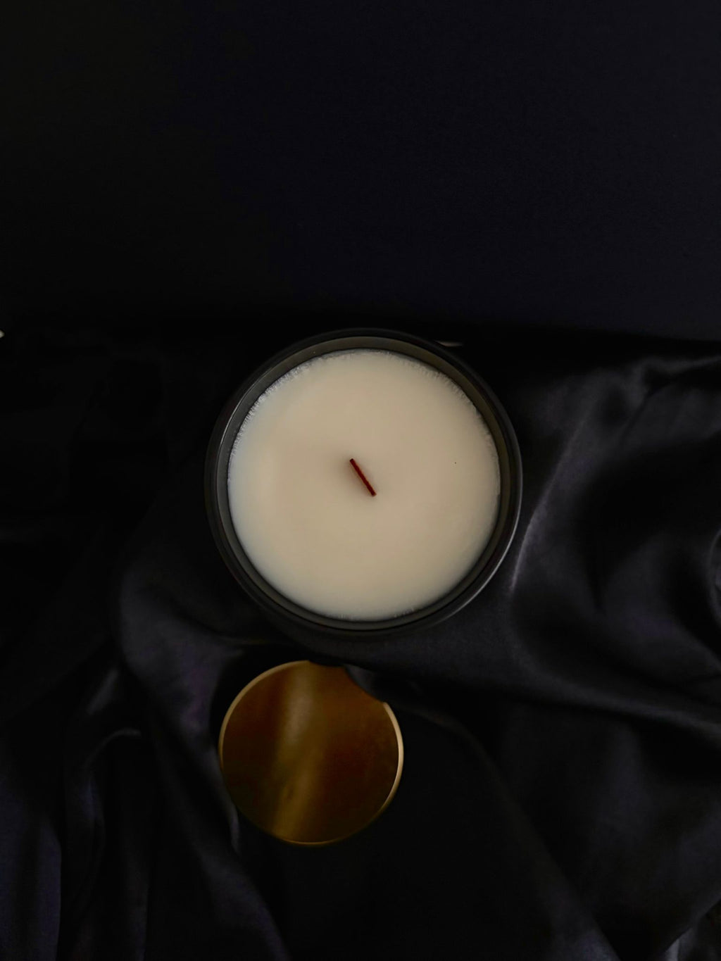 Lumânare parfumată HOPE din ceară de soia – aprinde liniștea și speranța